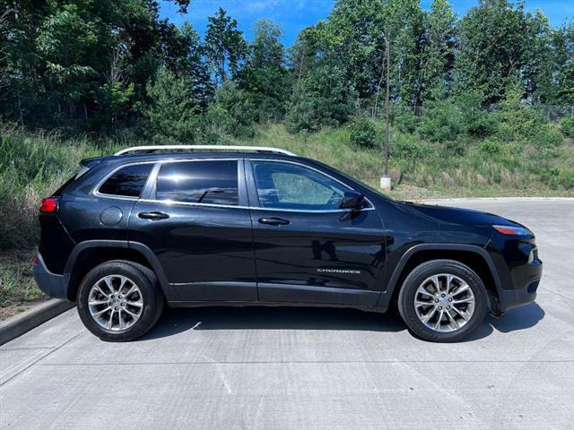 used 2016 Jeep Cherokee car, priced at $10,995