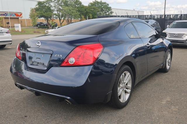 used 2013 Nissan Altima car, priced at $5,495