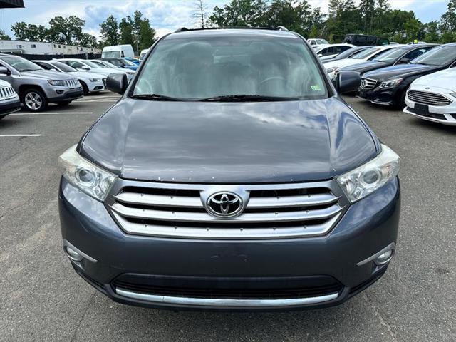 used 2013 Toyota Highlander car, priced at $10,999