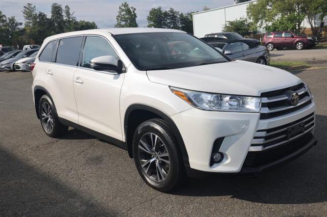 used 2019 Toyota Highlander car, priced at $21,495