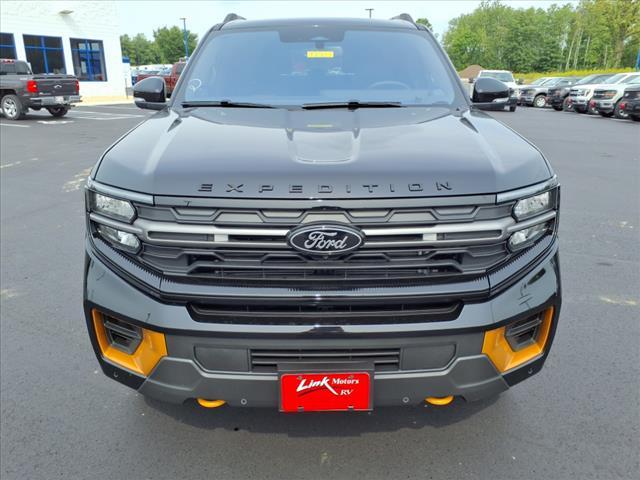 new 2025 Ford Expedition car, priced at $84,610