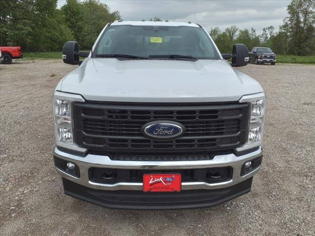 new 2024 Ford F-350 car, priced at $53,327