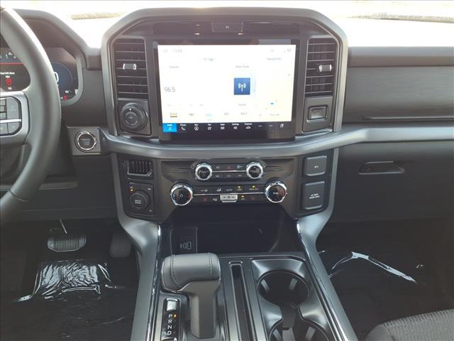 new 2025 Ford F-150 car, priced at $62,320
