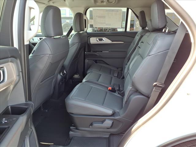 new 2025 Ford Explorer car, priced at $47,935