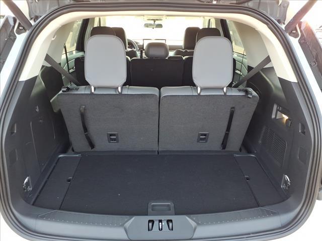 new 2025 Ford Explorer car, priced at $47,935