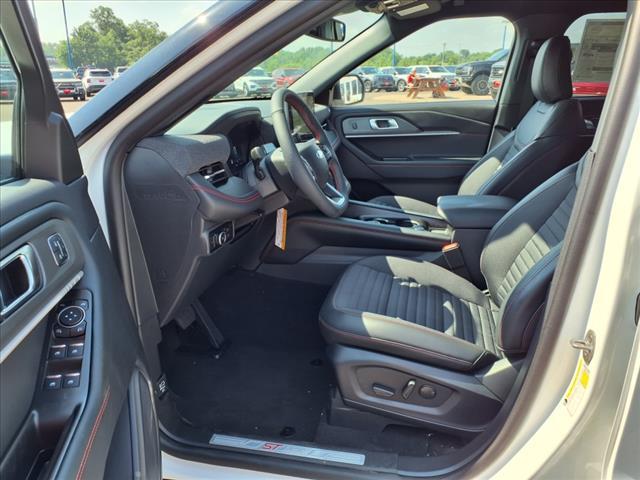 new 2025 Ford Explorer car, priced at $51,735