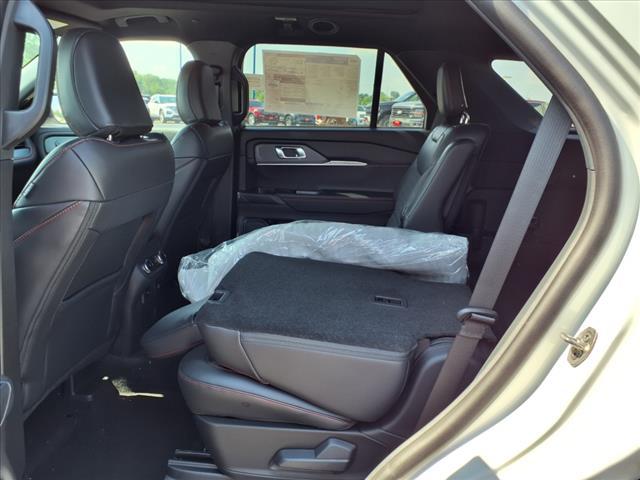 new 2025 Ford Explorer car, priced at $51,735