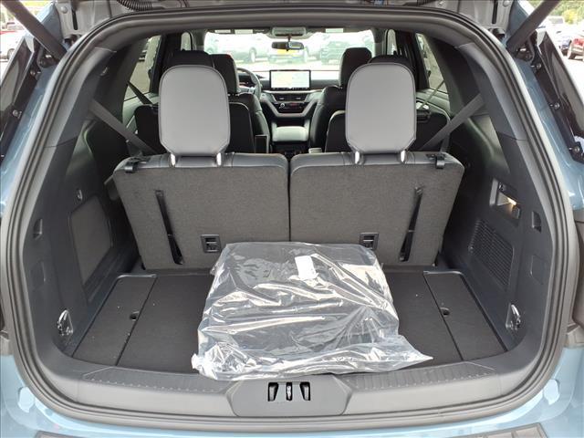 new 2025 Ford Explorer car, priced at $50,990