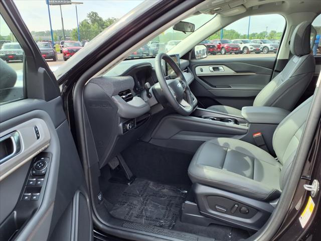 new 2025 Ford Explorer car, priced at $50,440