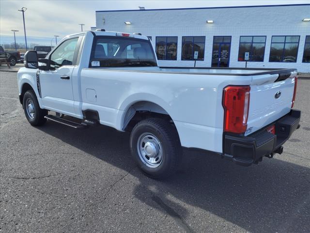 new 2024 Ford F-250 car, priced at $44,732