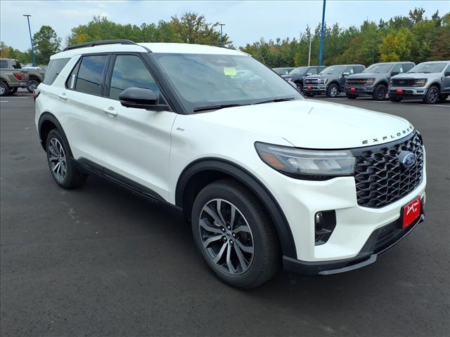 new 2025 Ford Explorer car, priced at $50,425