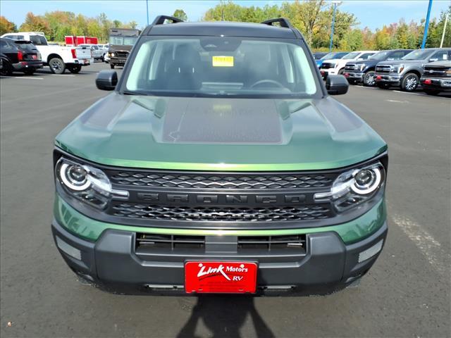 new 2025 Ford Bronco Sport car, priced at $38,195