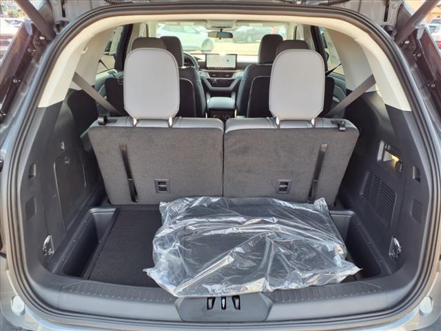 new 2025 Ford Explorer car, priced at $48,965