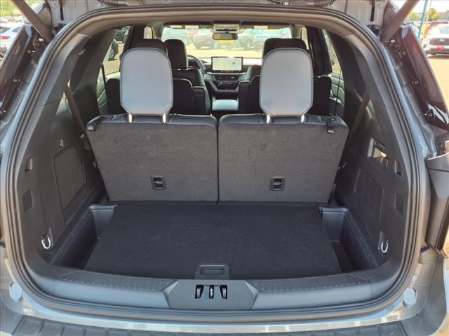 new 2025 Ford Explorer car, priced at $65,285