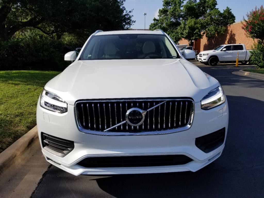 used 2022 Volvo XC90 car, priced at $41,900