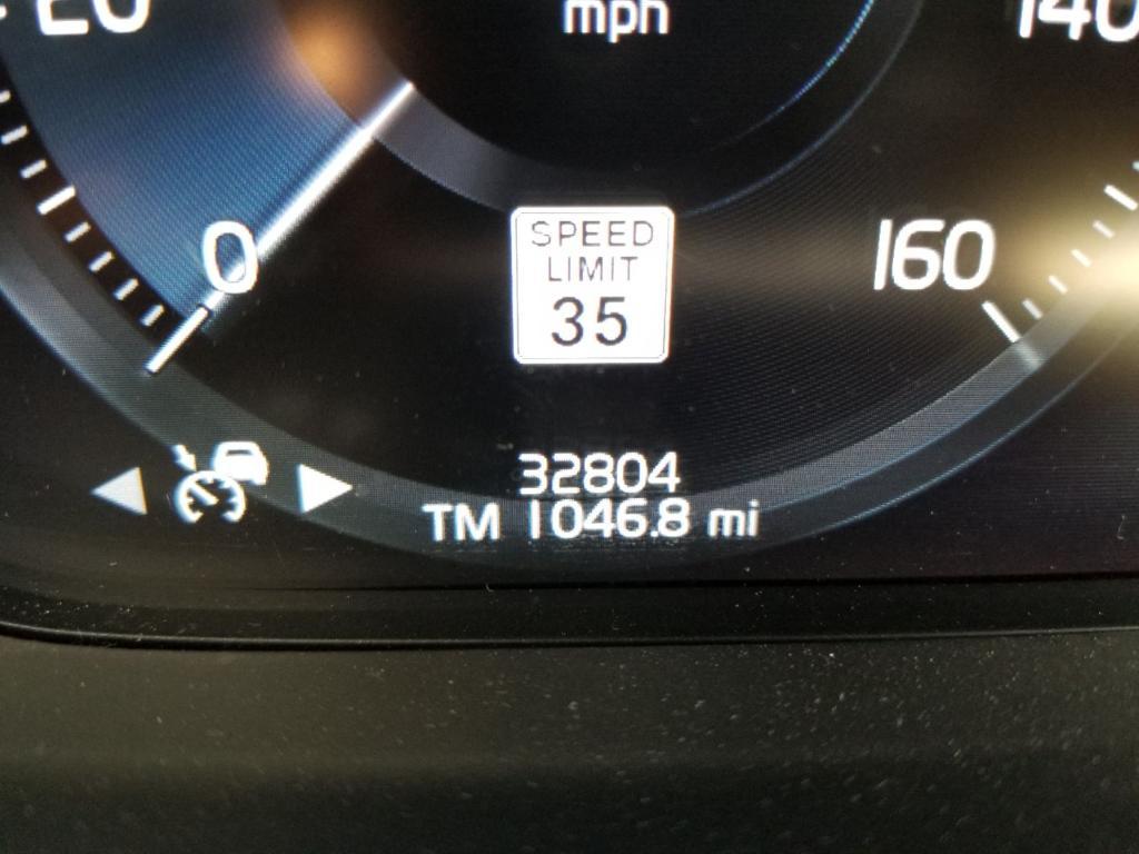 used 2022 Volvo XC90 car, priced at $41,900