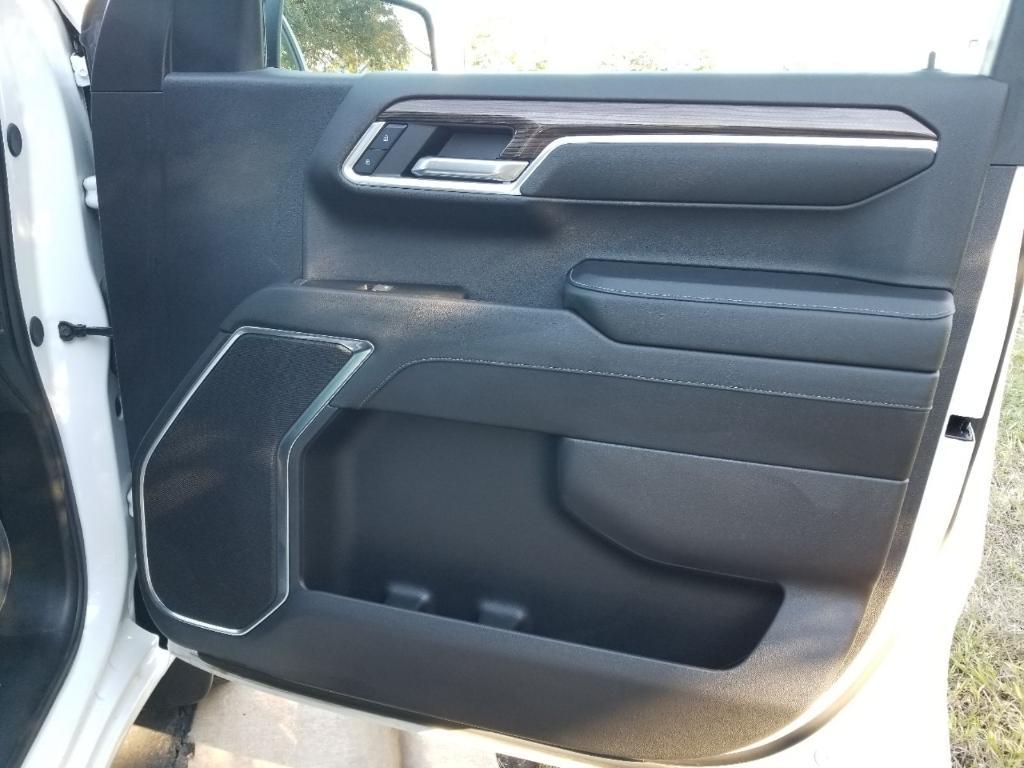 used 2024 Chevrolet Silverado 1500 car, priced at $41,900