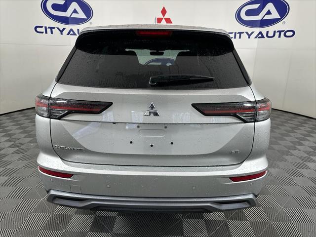 new 2025 Mitsubishi Outlander car, priced at $36,699