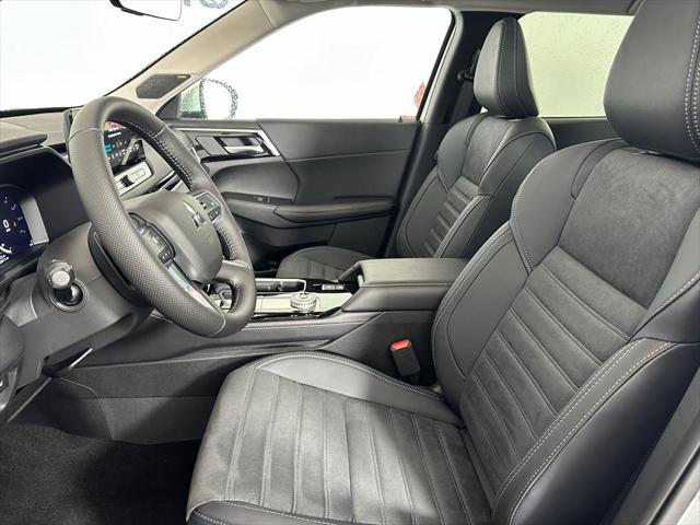 new 2025 Mitsubishi Outlander car, priced at $36,699