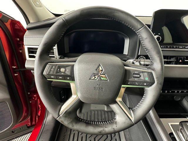 new 2024 Mitsubishi Outlander car, priced at $36,762