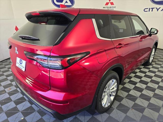 new 2025 Mitsubishi Outlander car, priced at $32,215