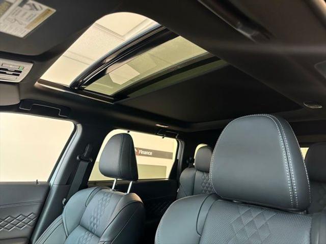 new 2025 Mitsubishi Outlander PHEV car, priced at $48,991