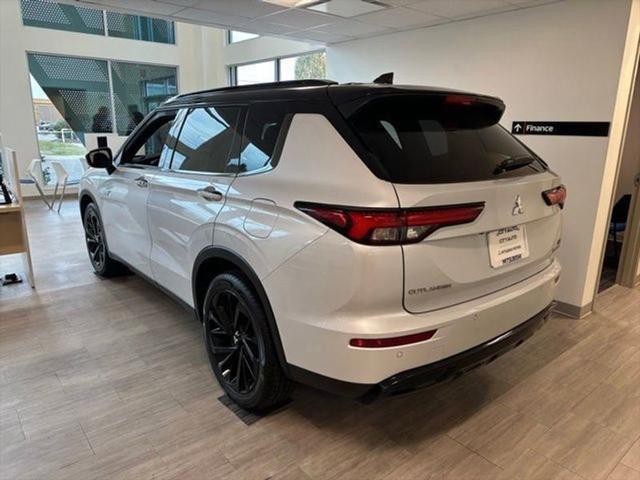 new 2025 Mitsubishi Outlander PHEV car, priced at $48,991