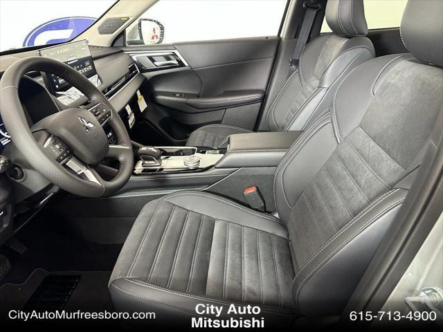 new 2025 Mitsubishi Outlander car, priced at $35,941