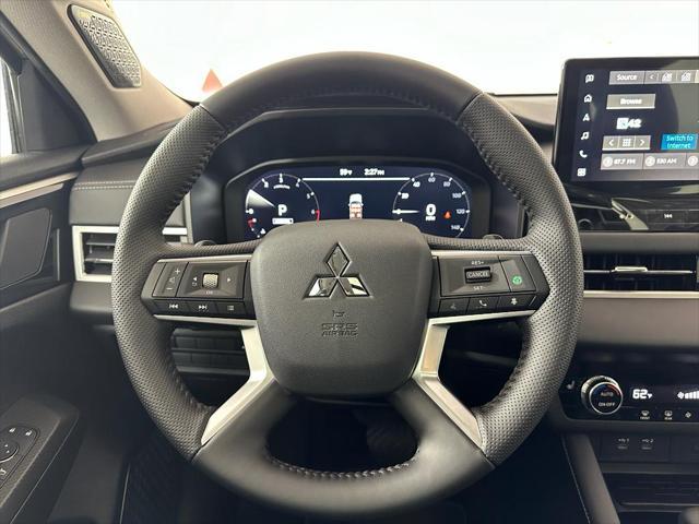 new 2025 Mitsubishi Outlander car, priced at $36,441