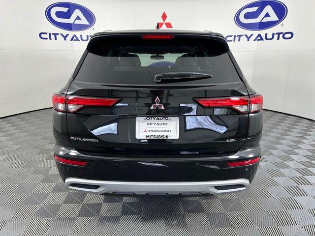 new 2024 Mitsubishi Outlander car