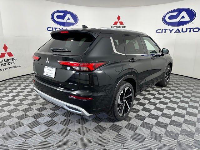 new 2024 Mitsubishi Outlander car