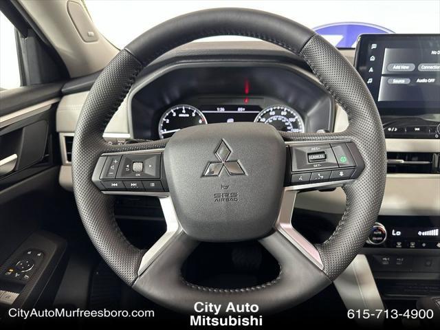 new 2025 Mitsubishi Outlander car, priced at $33,623