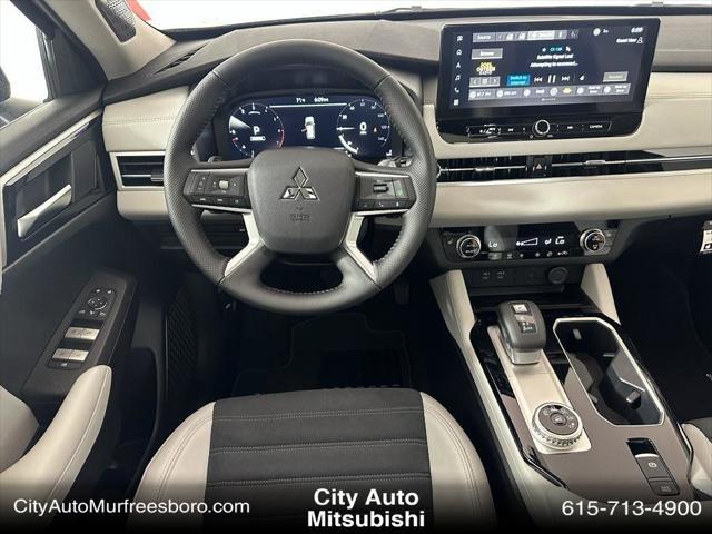 new 2025 Mitsubishi Outlander car, priced at $36,199