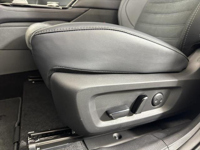 new 2025 Mitsubishi Outlander car, priced at $37,229