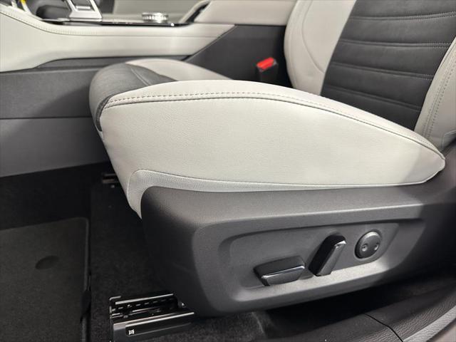 new 2025 Mitsubishi Outlander car, priced at $34,603
