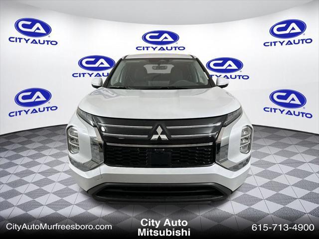 new 2025 Mitsubishi Outlander car, priced at $32,160