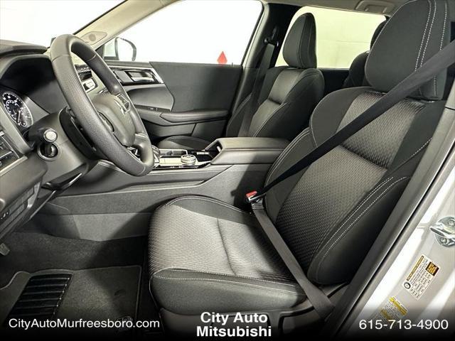 new 2025 Mitsubishi Outlander car, priced at $32,160