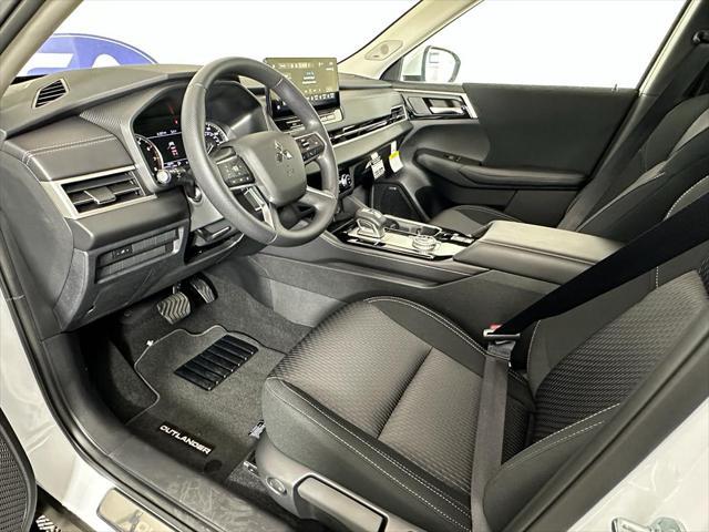 new 2025 Mitsubishi Outlander car, priced at $32,160