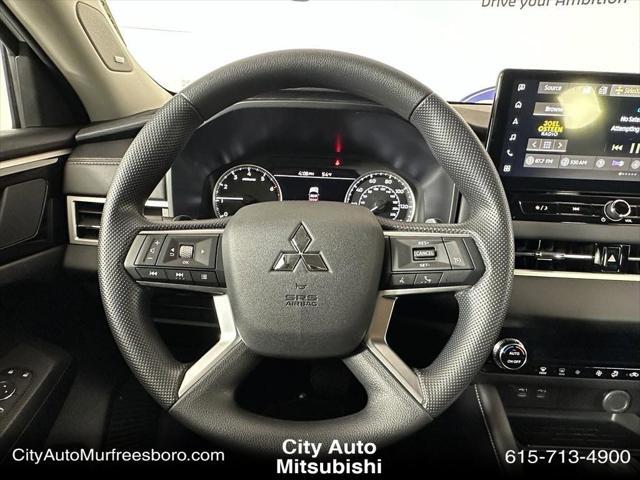 new 2025 Mitsubishi Outlander car, priced at $32,160
