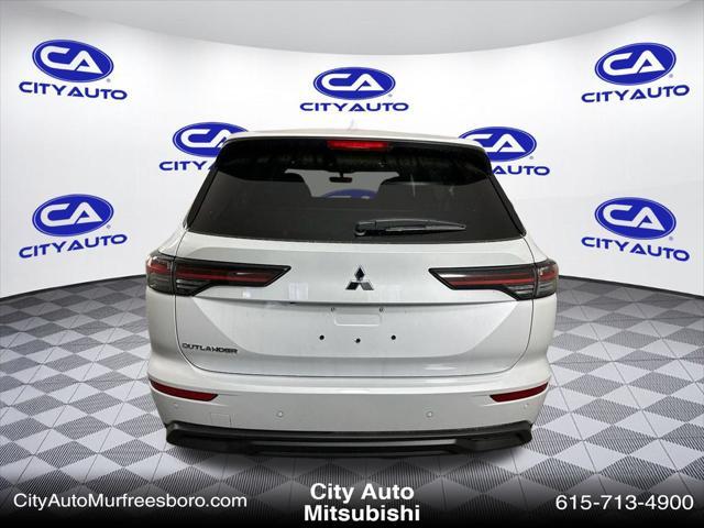 new 2025 Mitsubishi Outlander car, priced at $32,160
