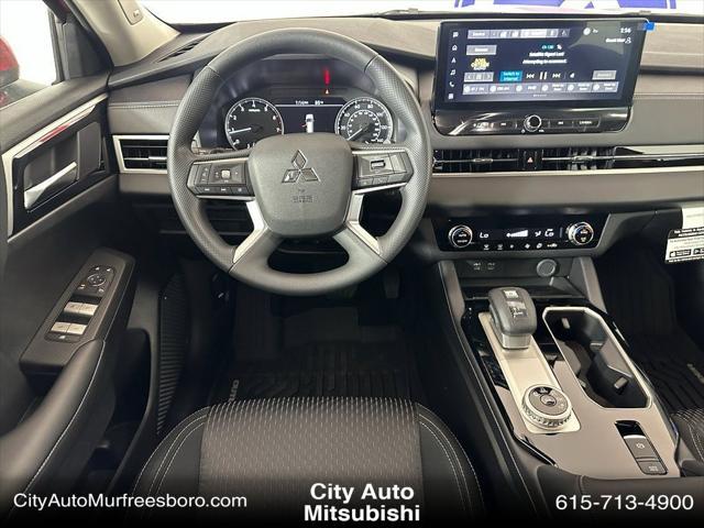 new 2025 Mitsubishi Outlander car, priced at $32,160