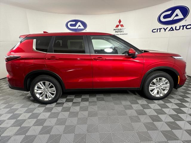 new 2025 Mitsubishi Outlander car, priced at $32,160
