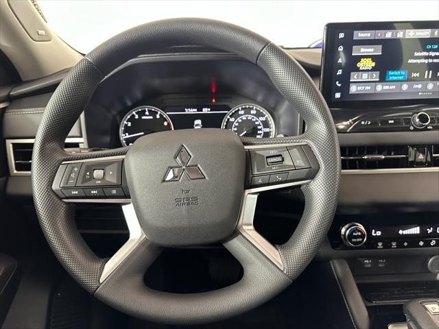 new 2025 Mitsubishi Outlander car, priced at $32,160