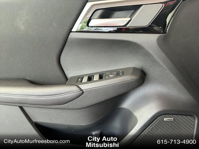 new 2025 Mitsubishi Outlander car, priced at $32,160