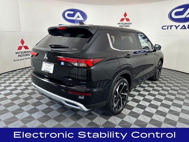 new 2024 Mitsubishi Outlander car, priced at $36,232