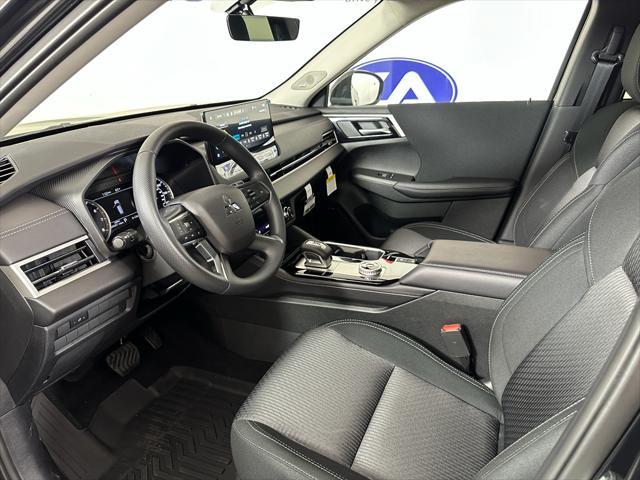 new 2025 Mitsubishi Outlander car, priced at $31,698