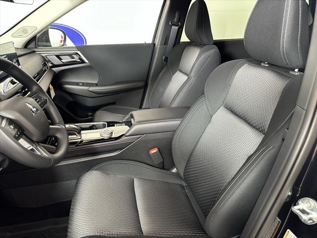 new 2025 Mitsubishi Outlander car, priced at $31,698