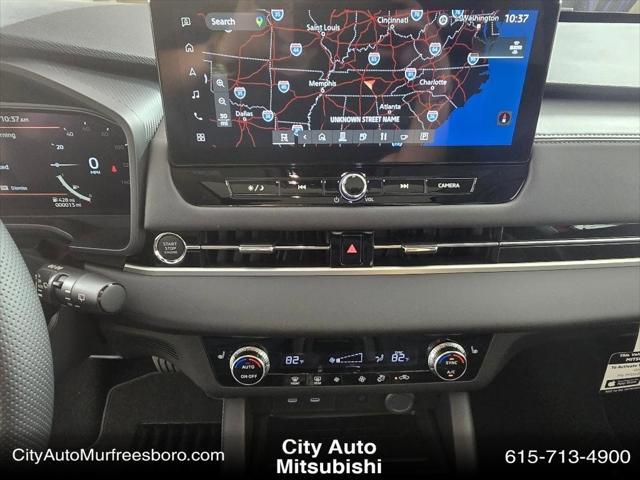 new 2025 Mitsubishi Outlander car, priced at $37,270