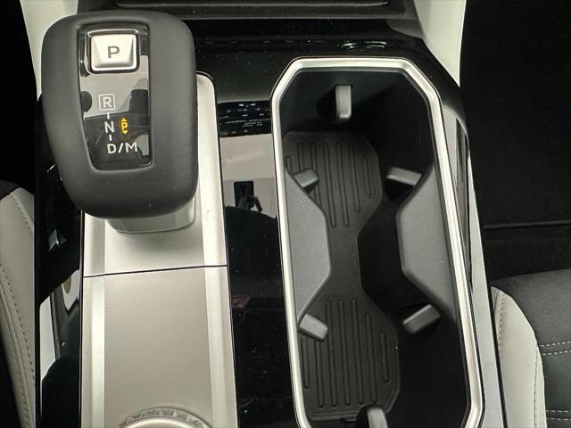 new 2025 Mitsubishi Outlander car, priced at $37,451