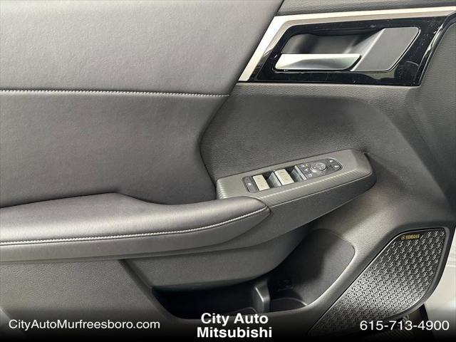 new 2025 Mitsubishi Outlander car, priced at $36,951